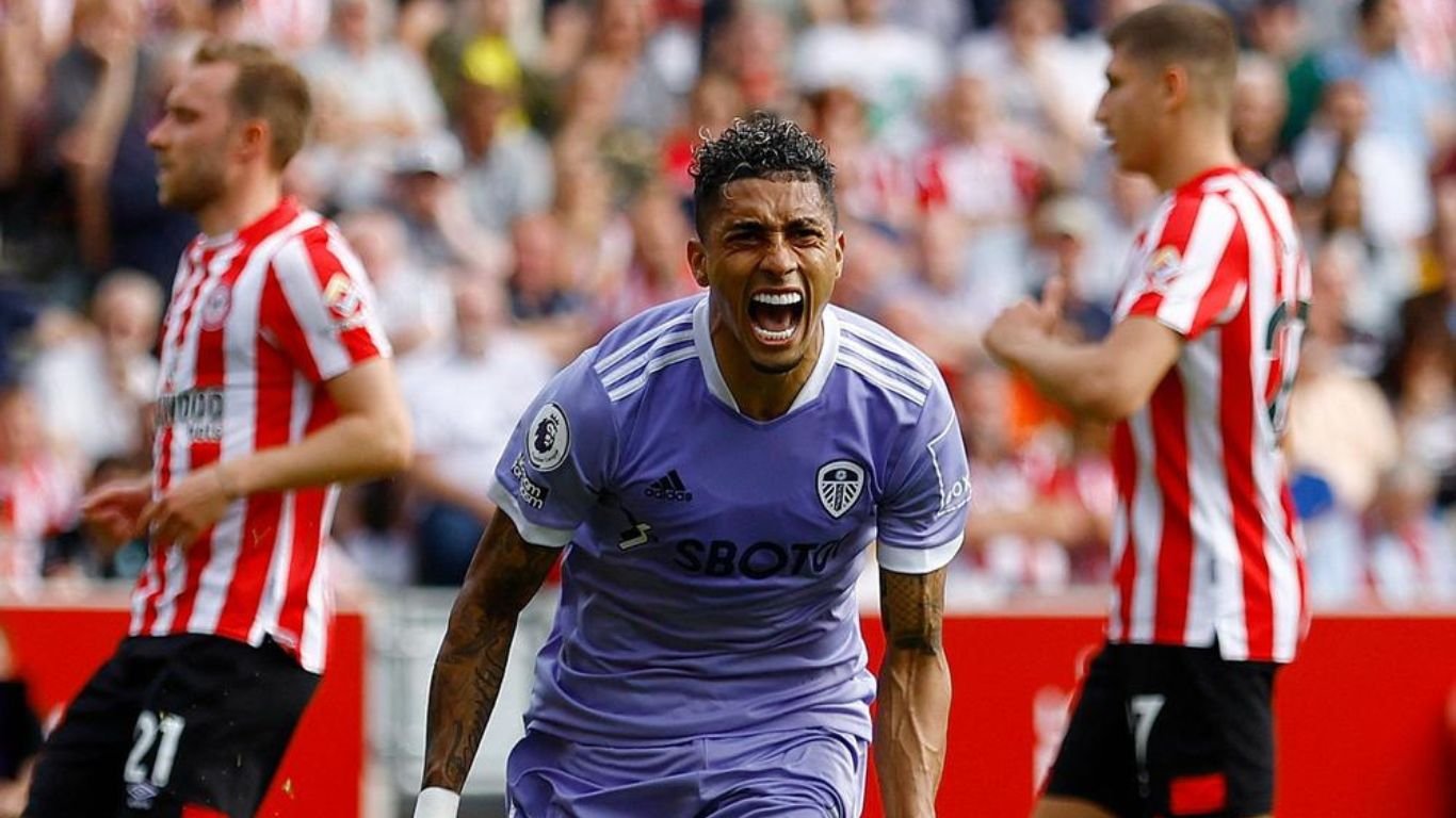 Barcelone signe un attaquant Raphinha de Leeds United dans un accord d'une valeur allant jusqu'à 55 millions de livres sterling xr:d:DAE6bQjRUTc:27,j:30849593228,t:22071518