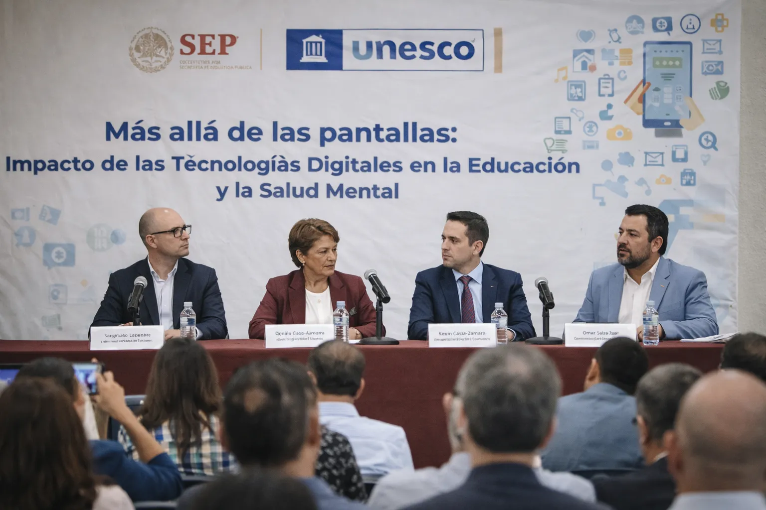 SEP UNESCO foro tecnologia digital salud mental educacion pantallas adolescentes Mexico Jonathan Haidt 2026