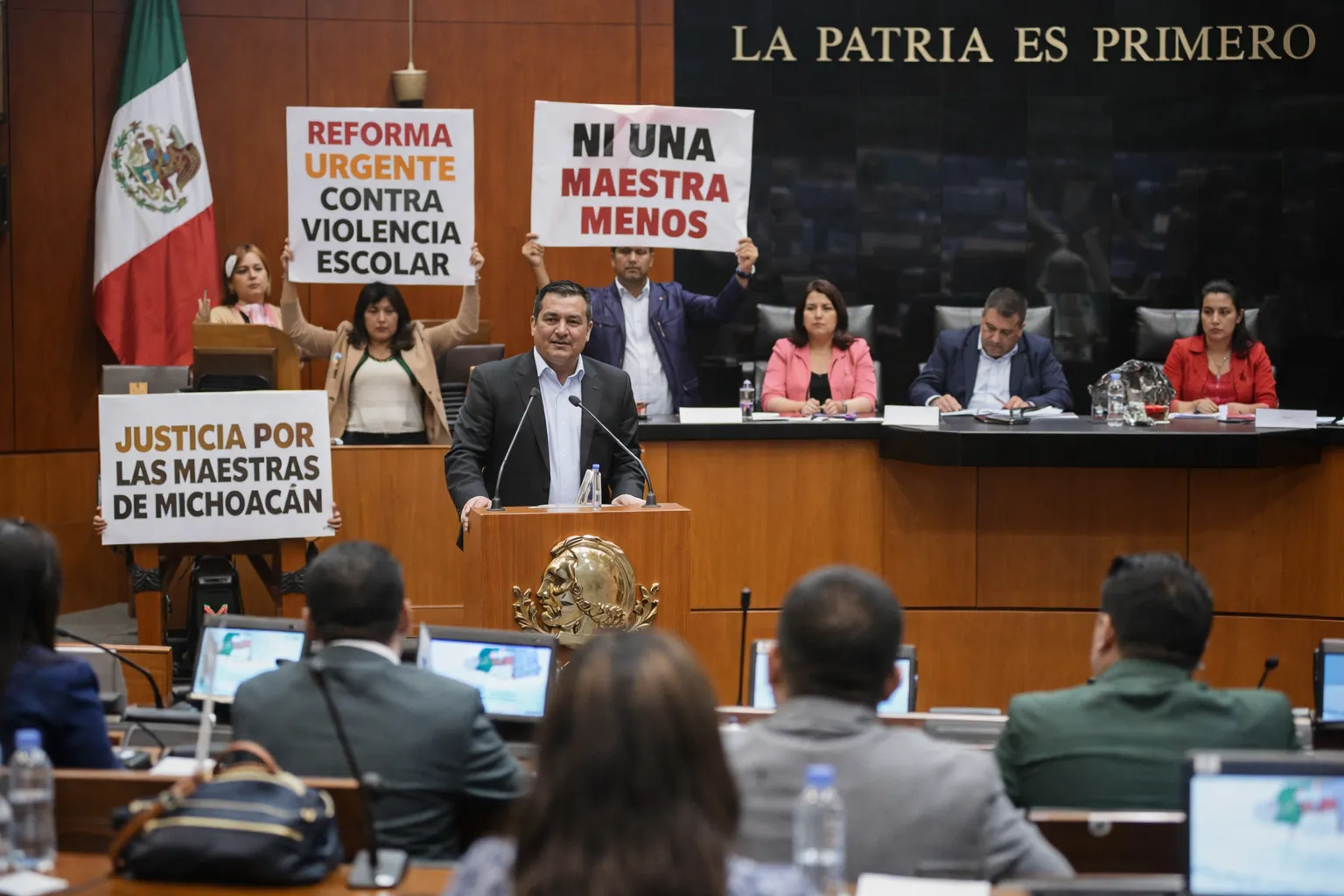 violencia escolar reforma urgente México asesinato maestras Michoacán salud emocional legisladores prevención violencia juvenil políticas educativas cambio estructural