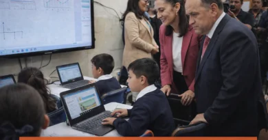 SEP refuerza contenidos digitales en aulas de primaria y secundaria 2026 — plataformas educativas, capacitación docente y acceso a recursos en línea tras rezagos detectados en evaluaciones